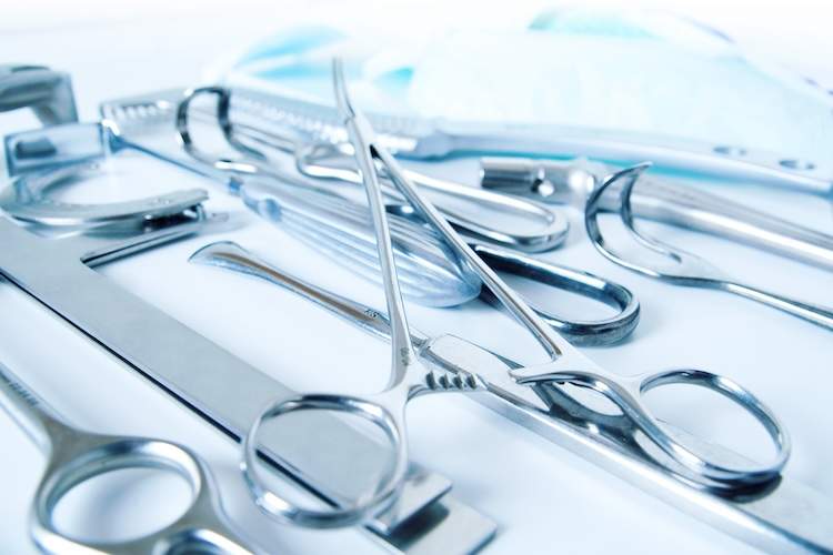 手術の器具